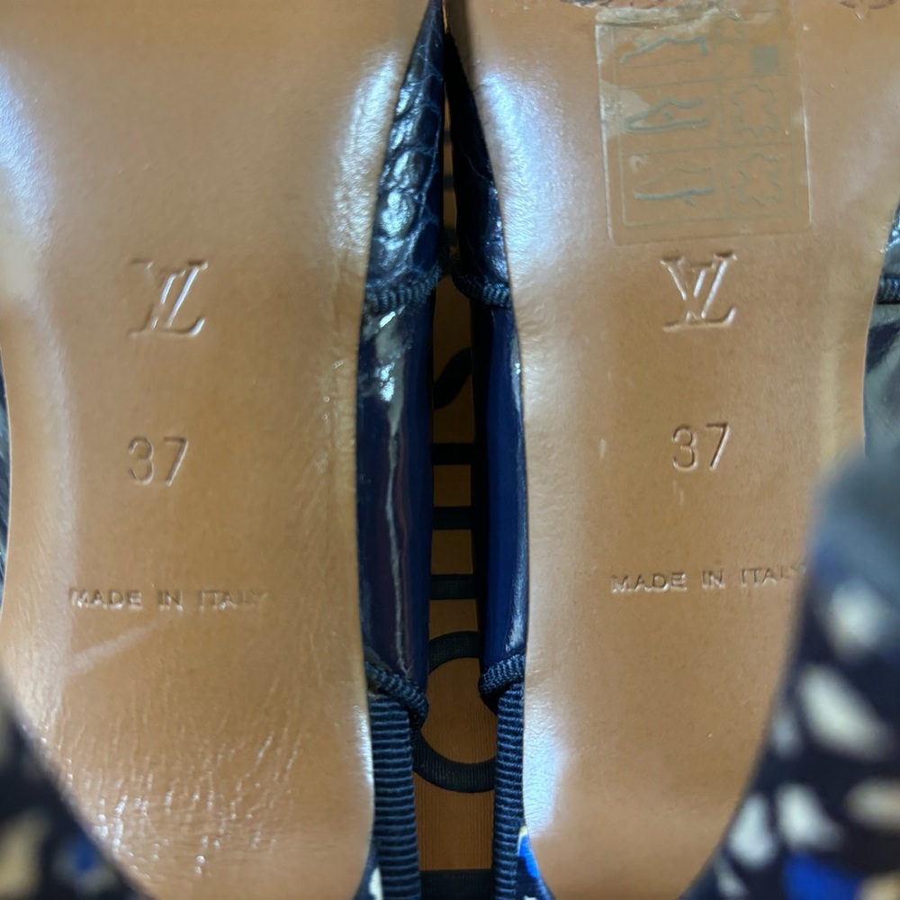 🆕Louis Vuitton padlock alligator leather slingback shoes - Picture 7 of 7
